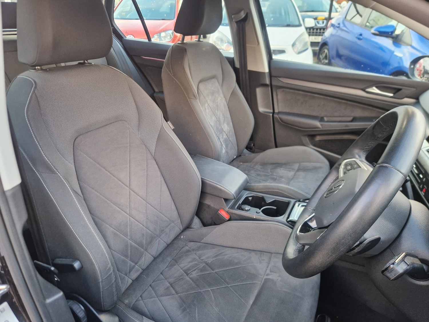 Used Volkswagen Golf 2023 for sale - 77297249: Photo 6