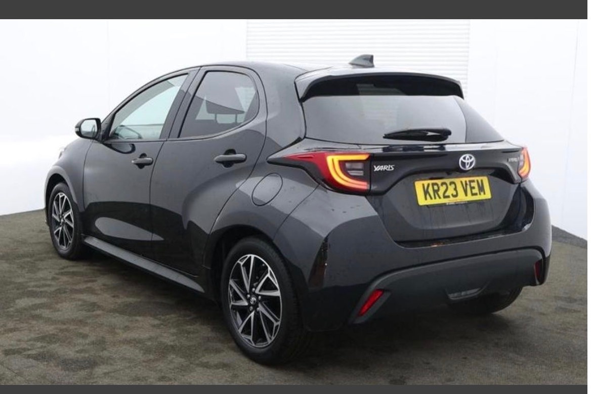 Used Toyota Yaris 2023 for sale - 77588684: Photo 3