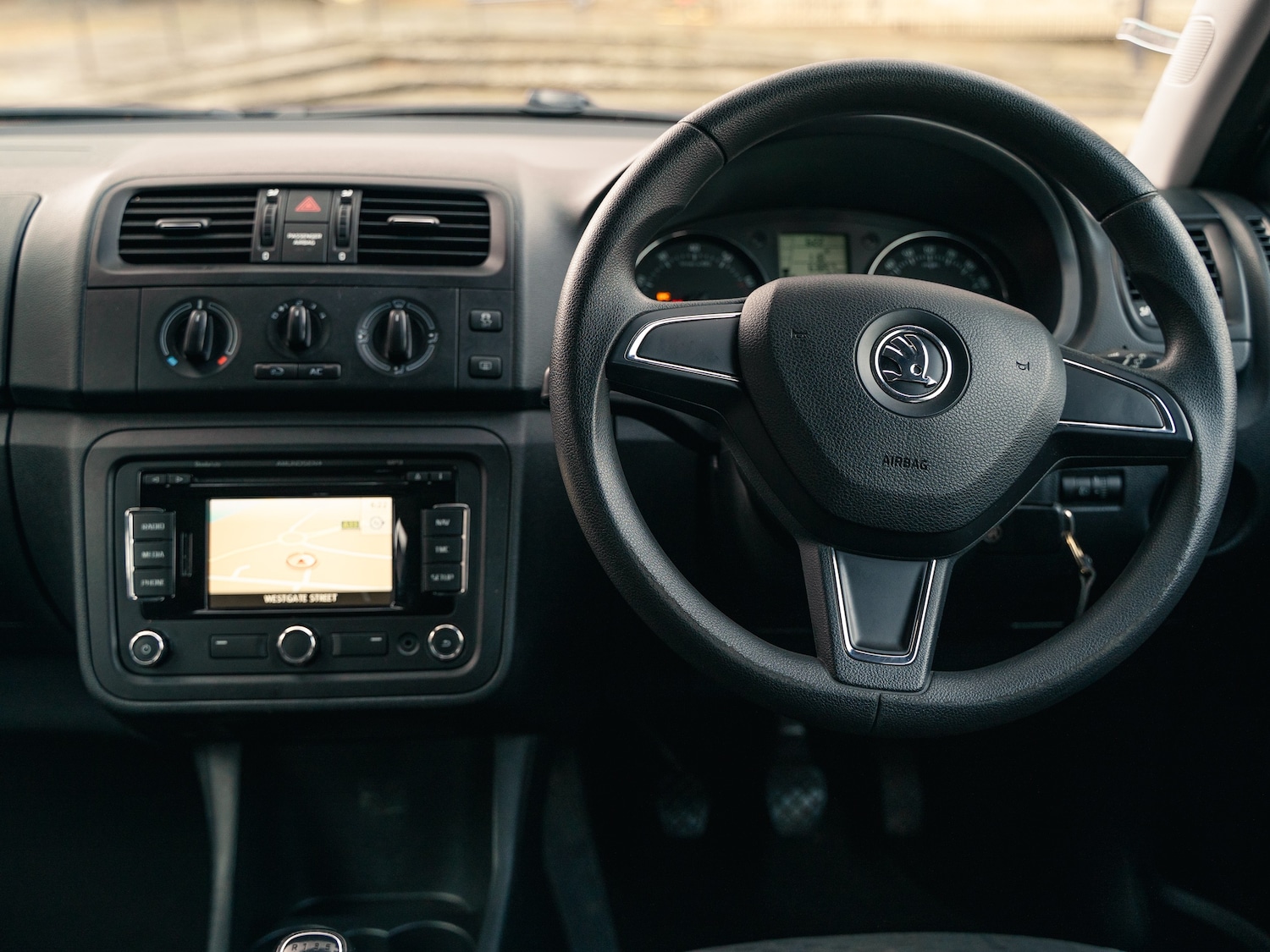 Used Skoda Fabia 2014 for sale - 77350506: Photo 15