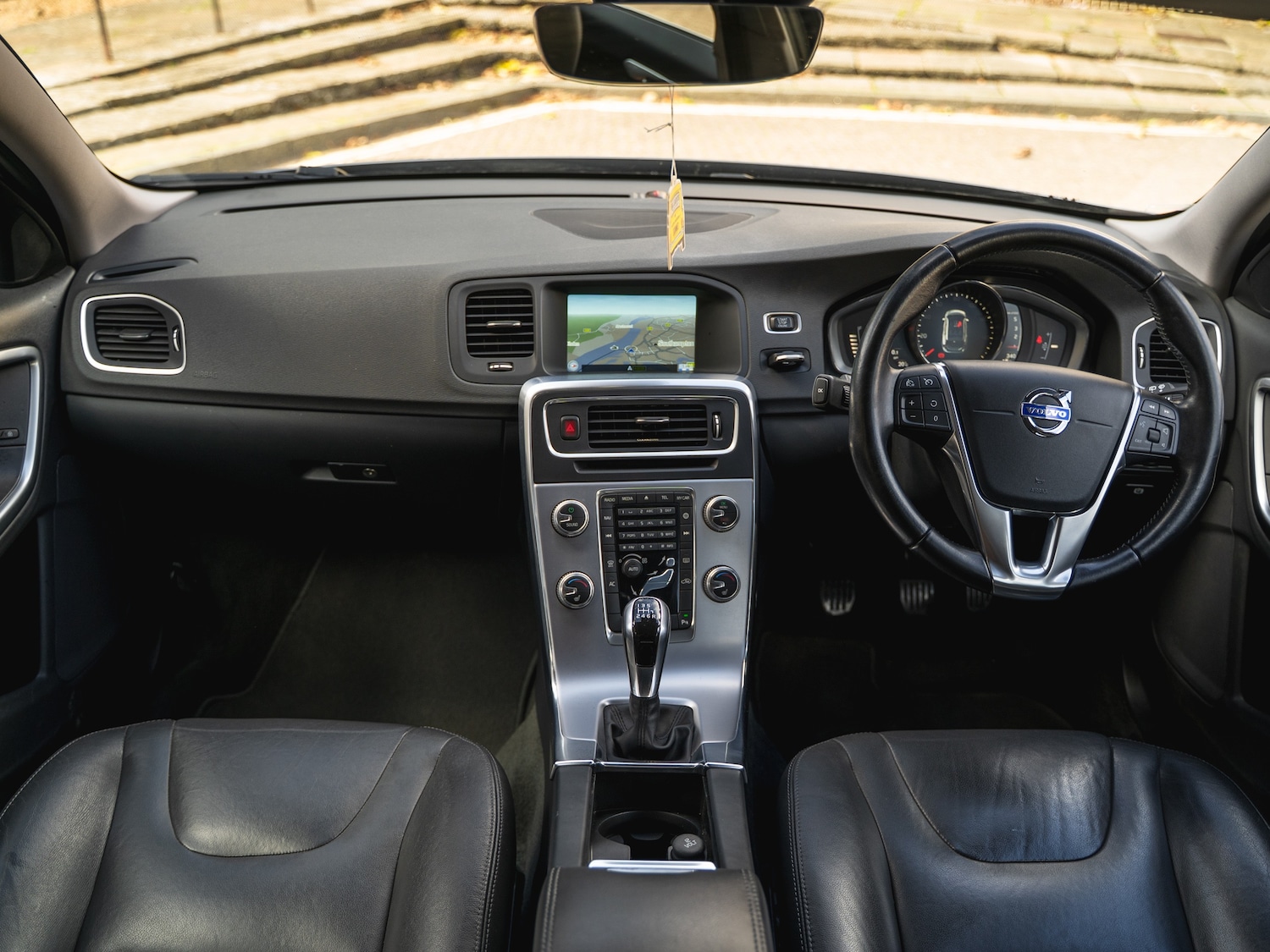 Used Volvo V60 2016 for sale - 76206638: Photo 17