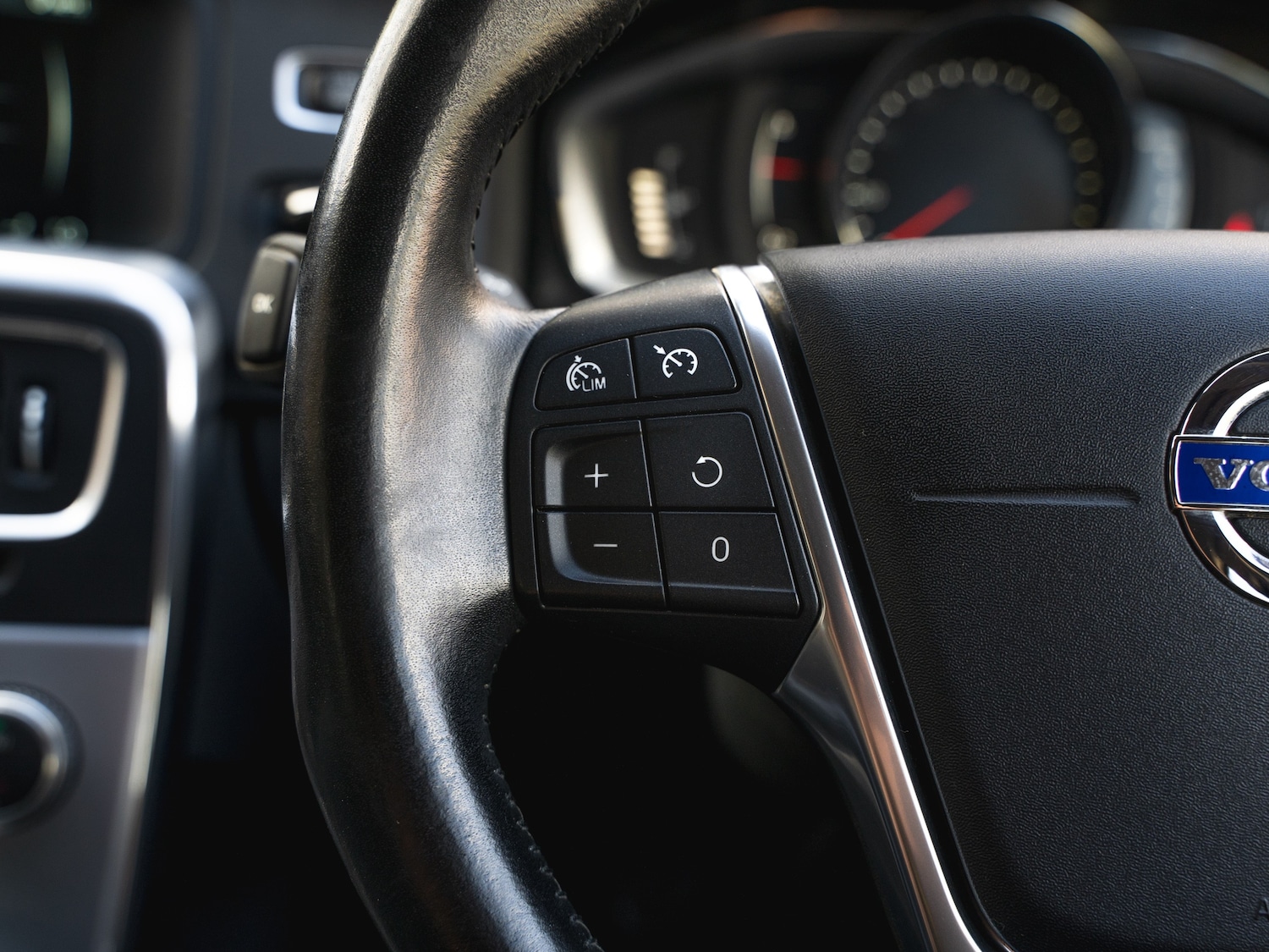 Used Volvo V60 2016 for sale - 76206638: Photo 21