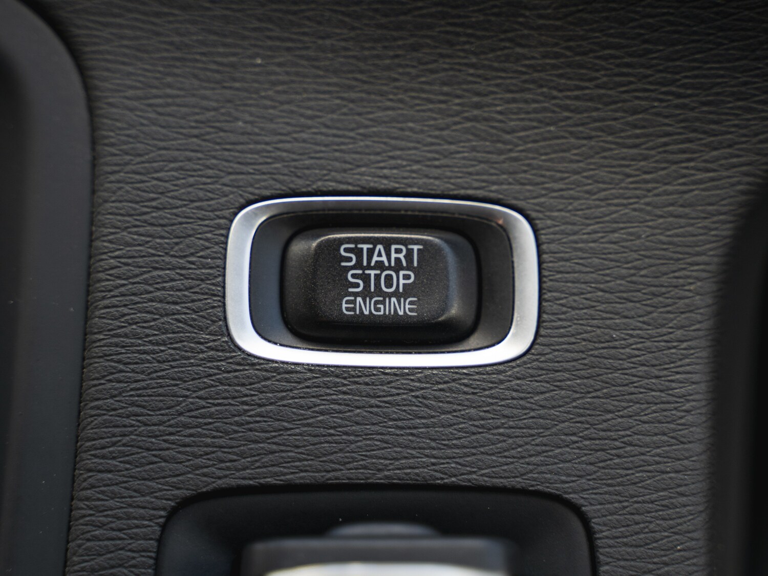 Used Volvo V60 2016 for sale - 76206638: Photo 27