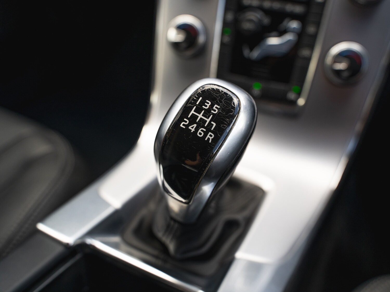 Used Volvo V60 2016 for sale - 76206638: Photo 32