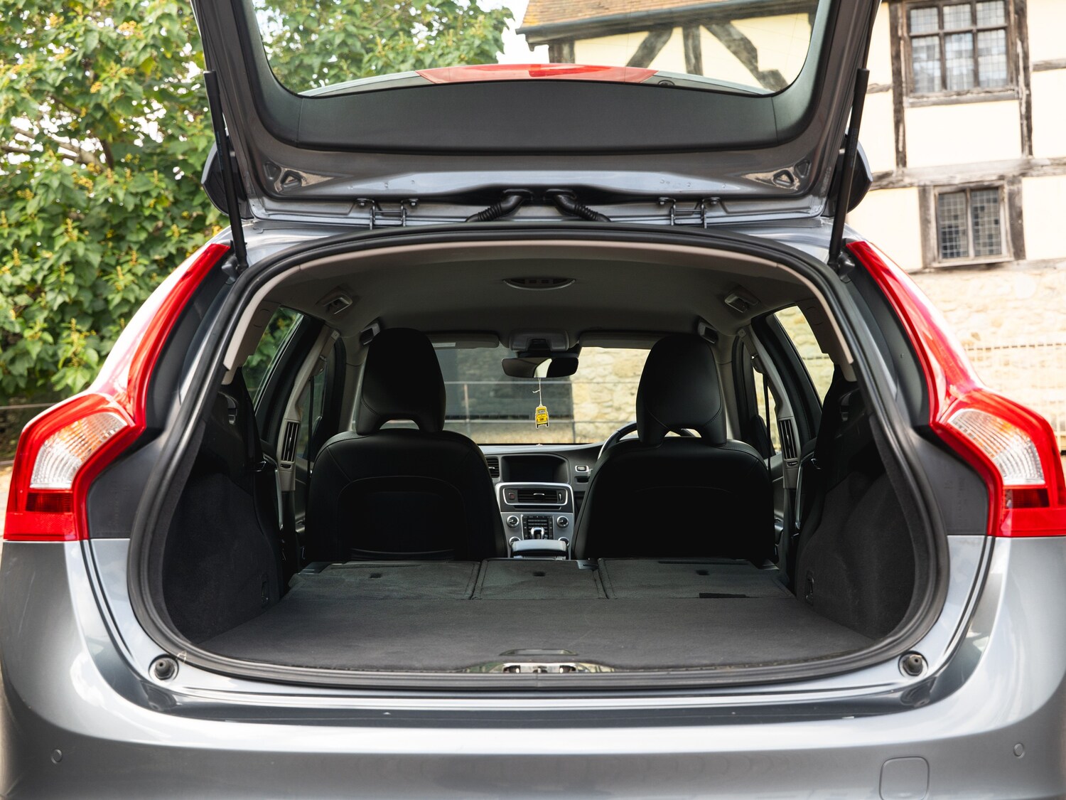 Used Volvo V60 2016 for sale - 76206638: Photo 42