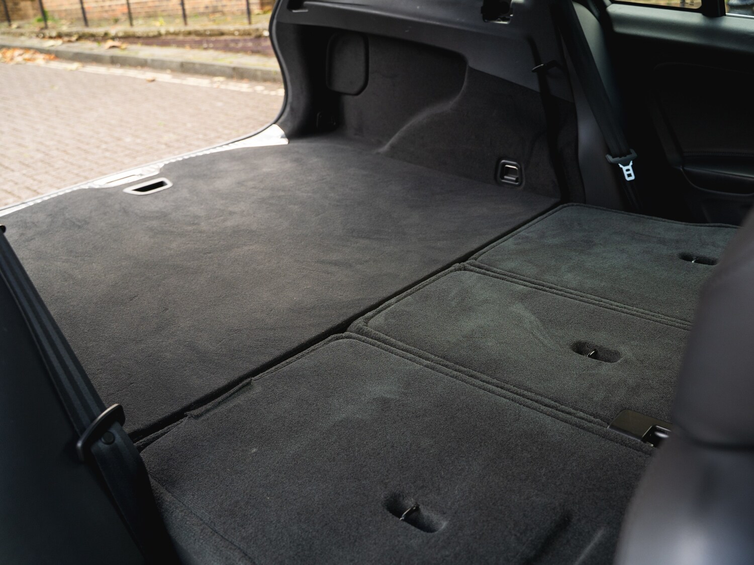 Used Volvo V60 2016 for sale - 76206638: Photo 43