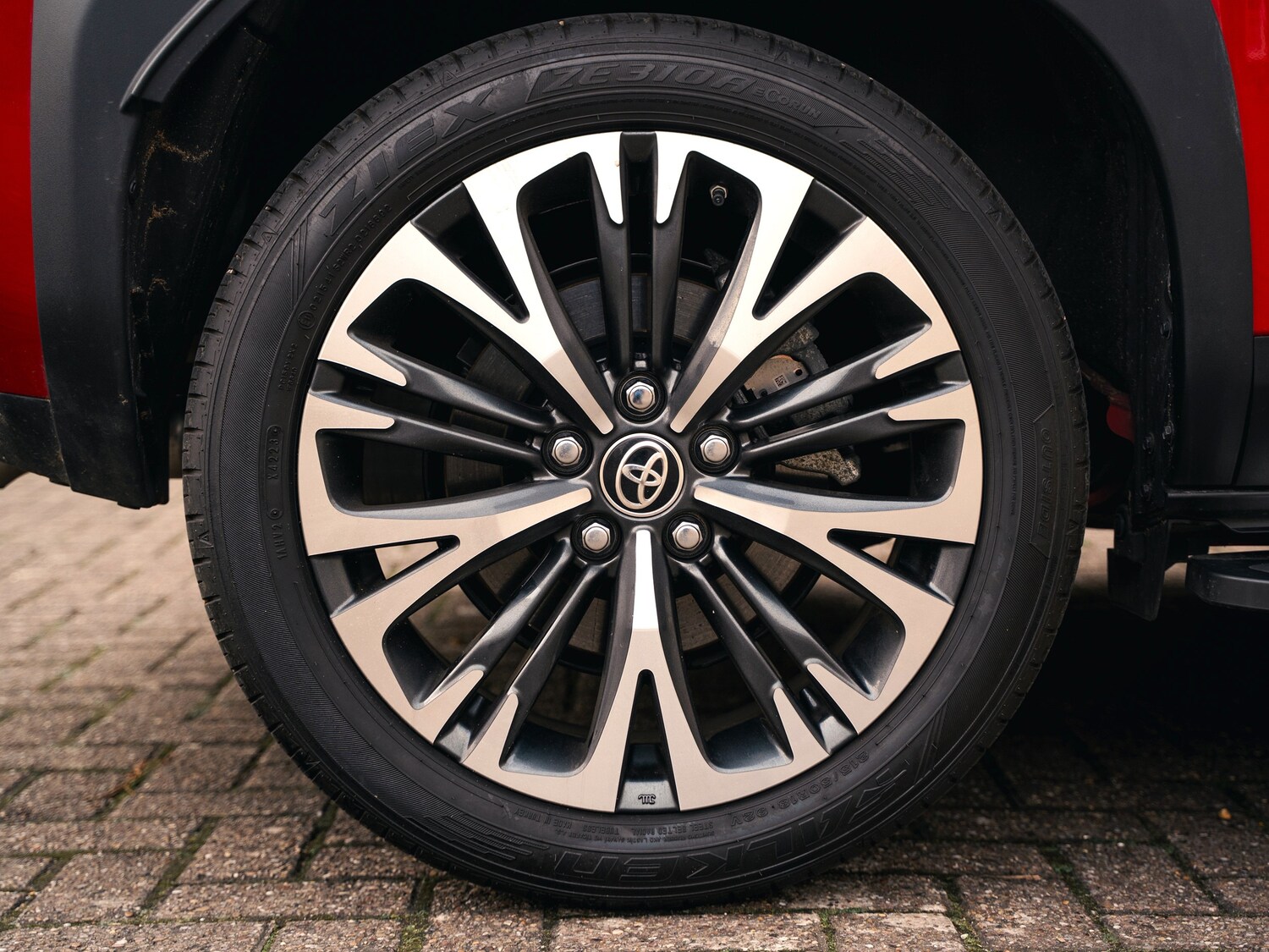 Used Toyota Yaris Cross 2024 for sale - 77050776: Photo 63