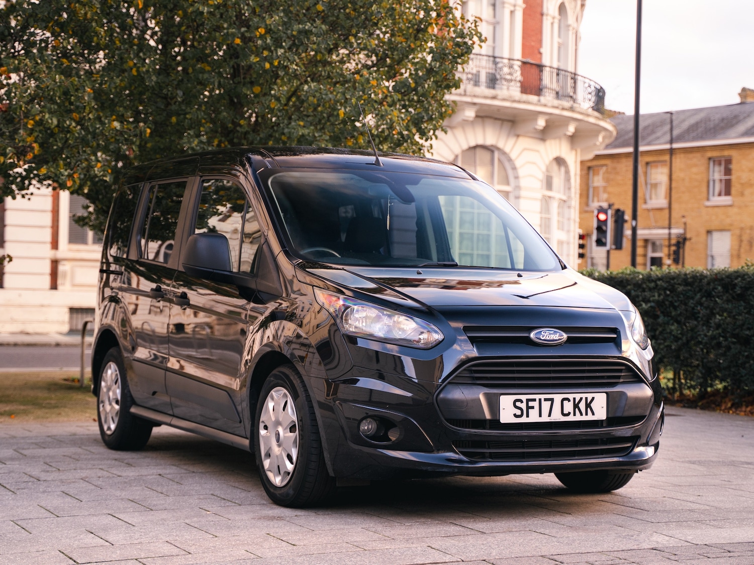 Used Ford Tourneo Connect 2017 for sale - 77050766: Photo 2