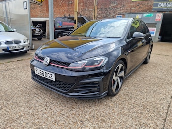 Used Volkswagen Golf 2018 for sale - 79575091: Photo