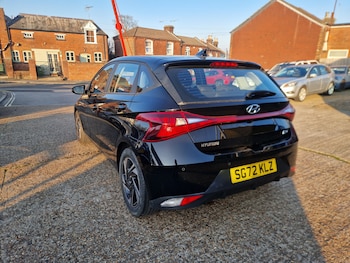 Used Hyundai i20 2022 for sale - 77719014: Photo