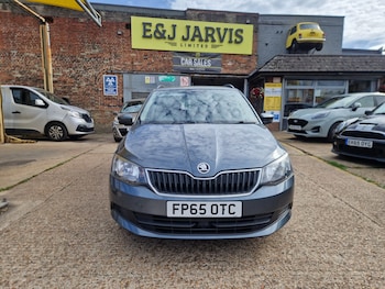 Used Skoda Fabia 2015 for sale - 79047553: Photo