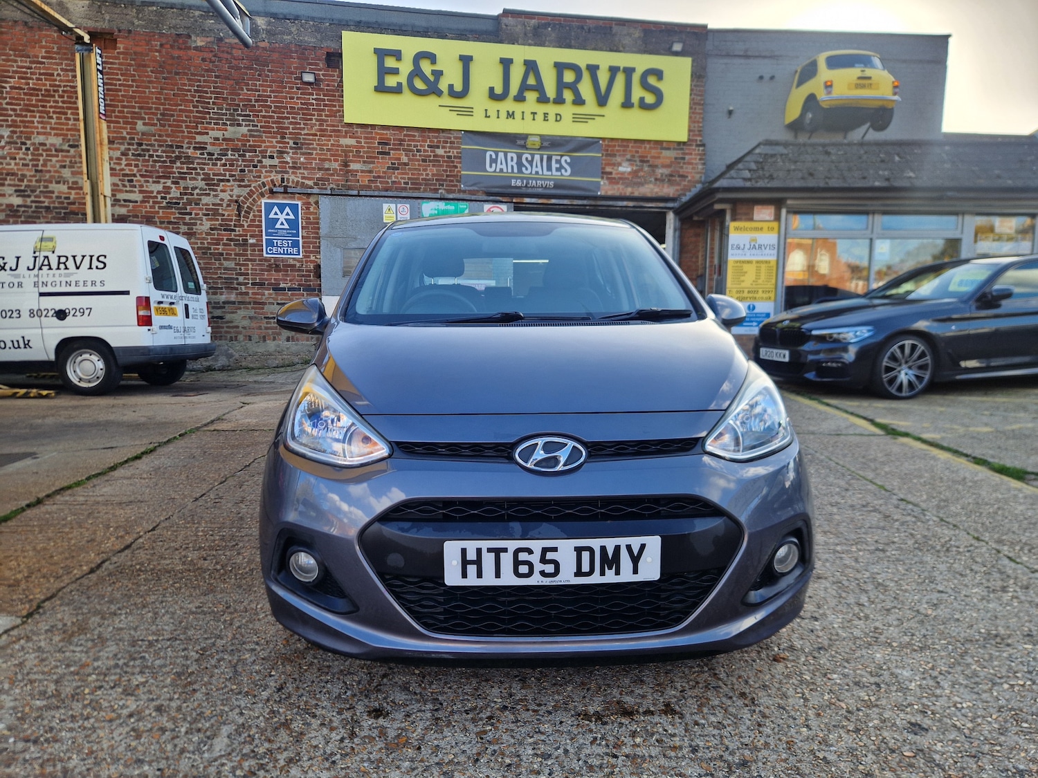 Used Hyundai i10 2016 for sale - 76395565: Photo 2