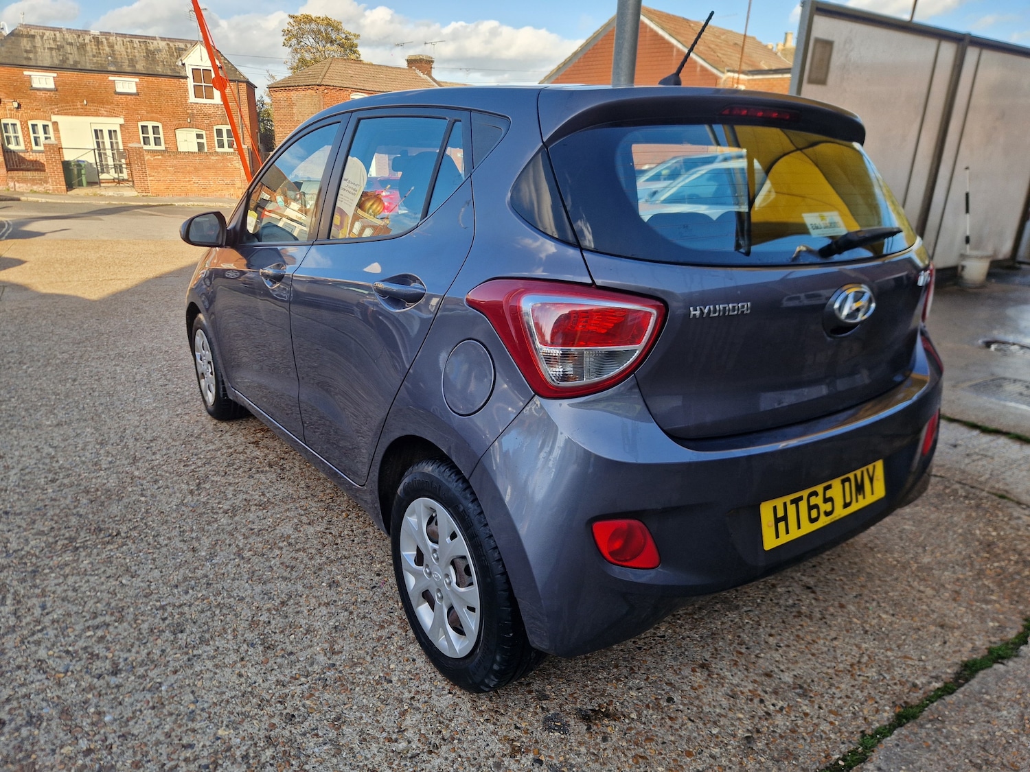 Used Hyundai i10 2016 for sale - 76395565: Photo 6