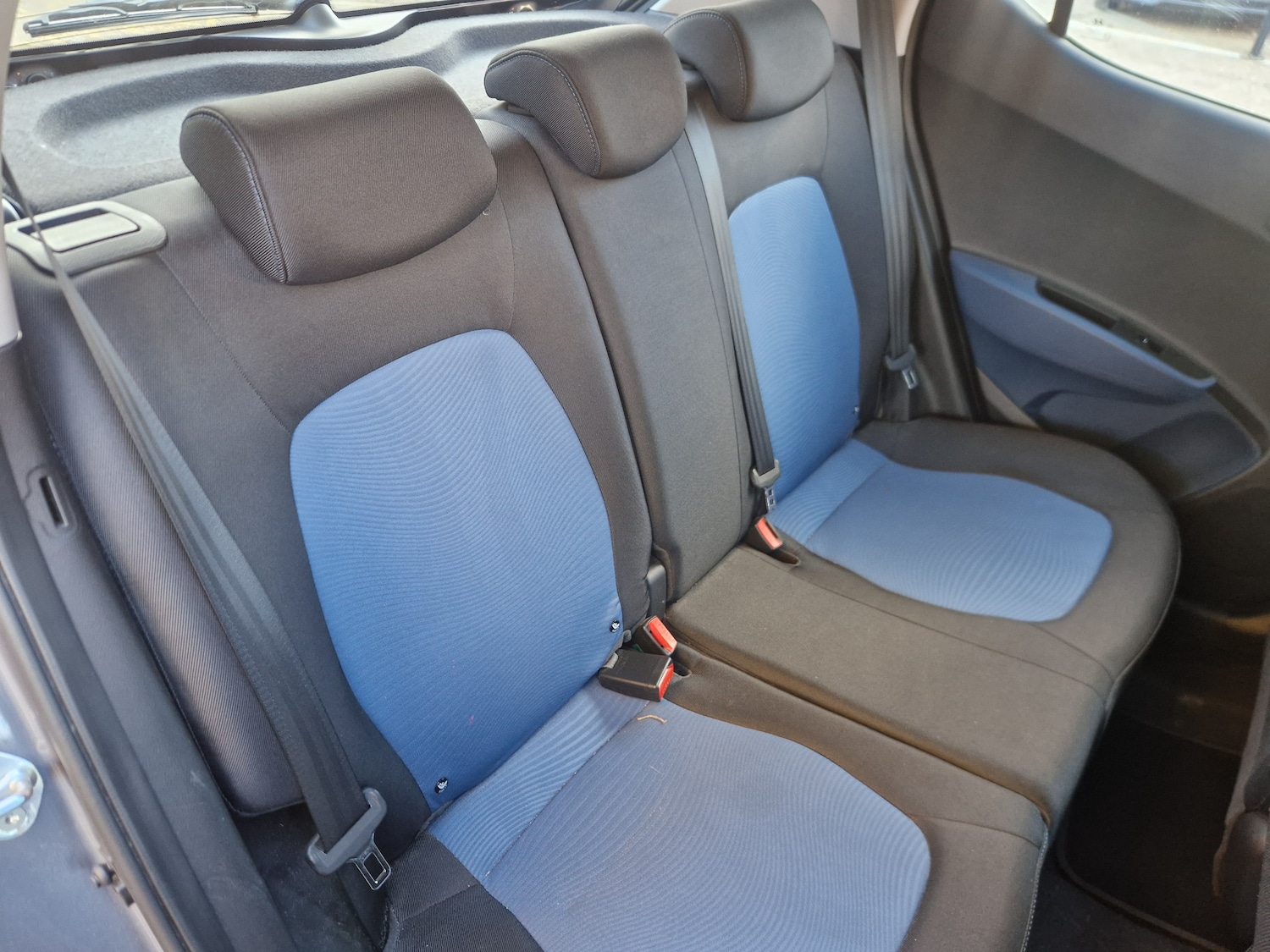 Used Hyundai i10 2016 for sale - 76395565: Photo 8