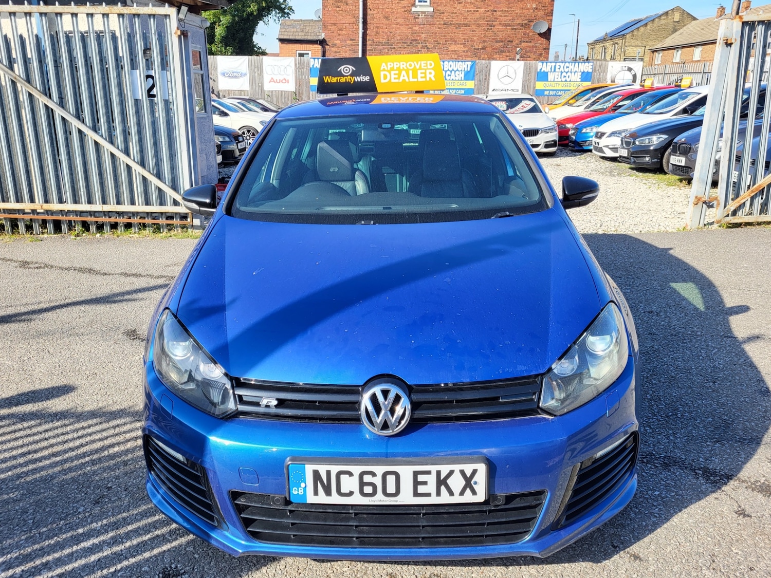 Used Volkswagen Golf 2010 for sale - 76263041: Photo 2