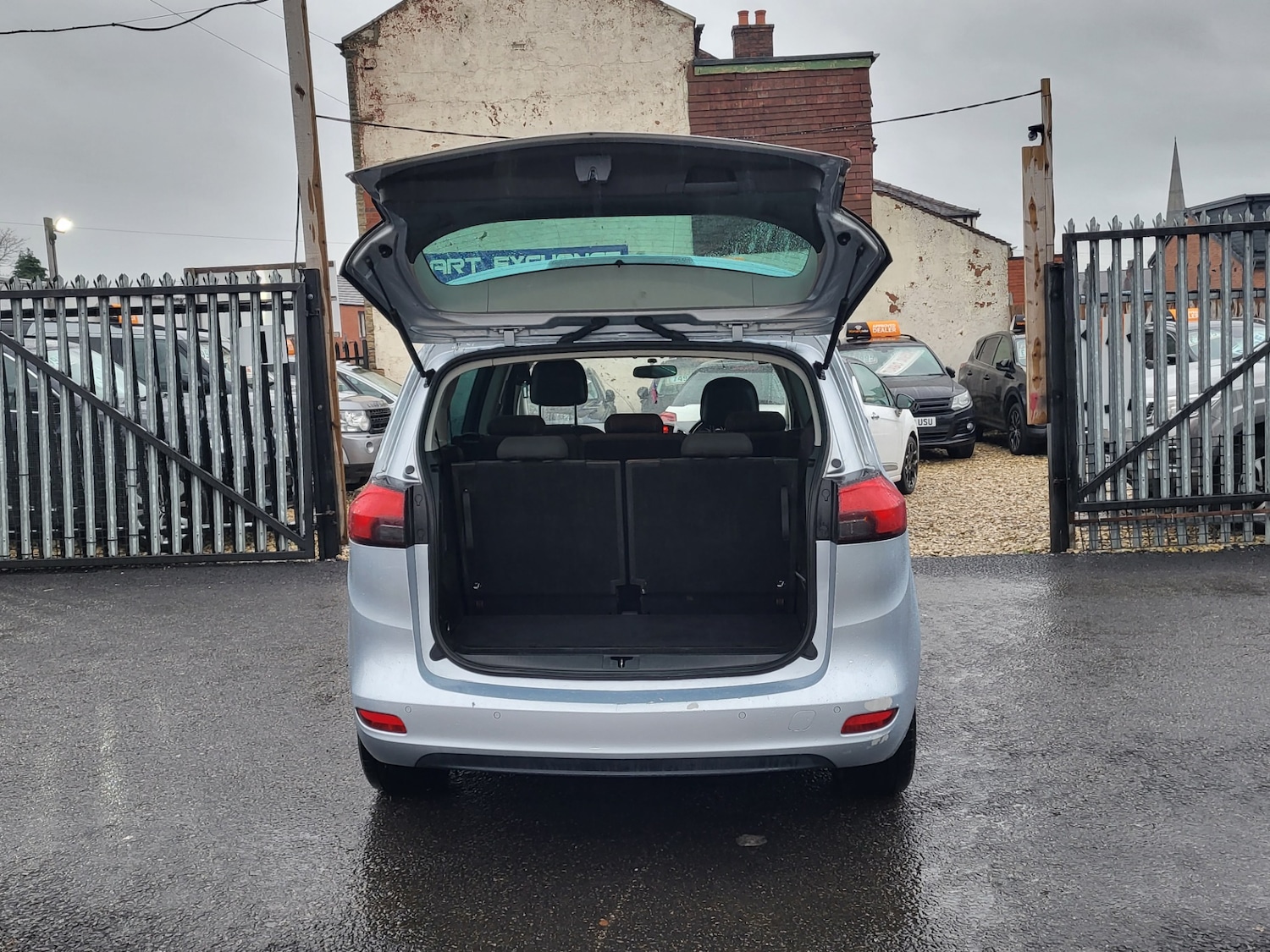 Used Vauxhall Zafira 2015 for sale - 76258954: Photo 9