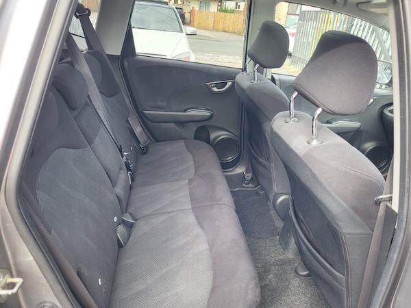 Used Honda Jazz 2009 for sale - 76258068: Photo 17