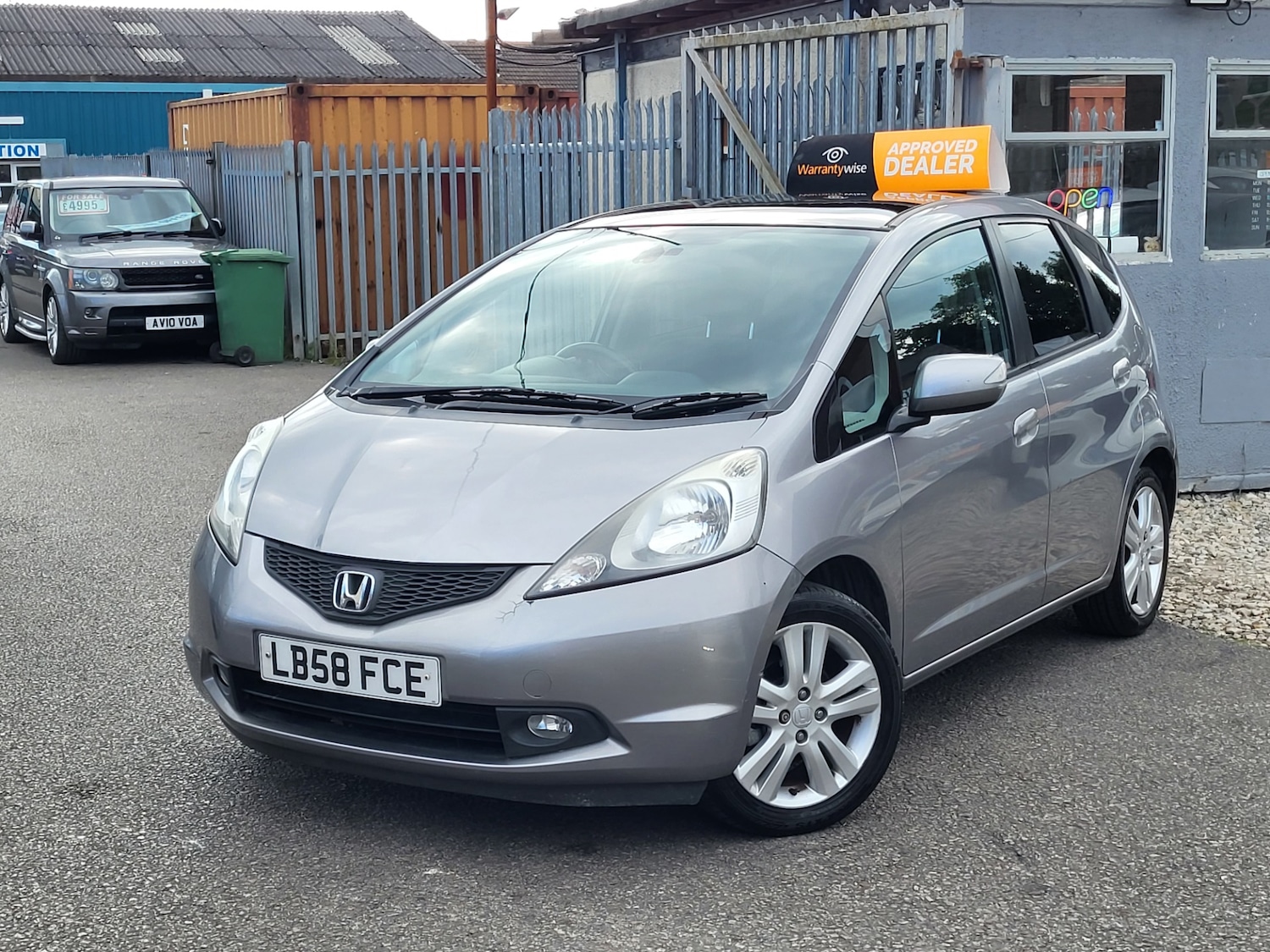 Used Honda Jazz 2009 for sale - 76258068: Photo 3