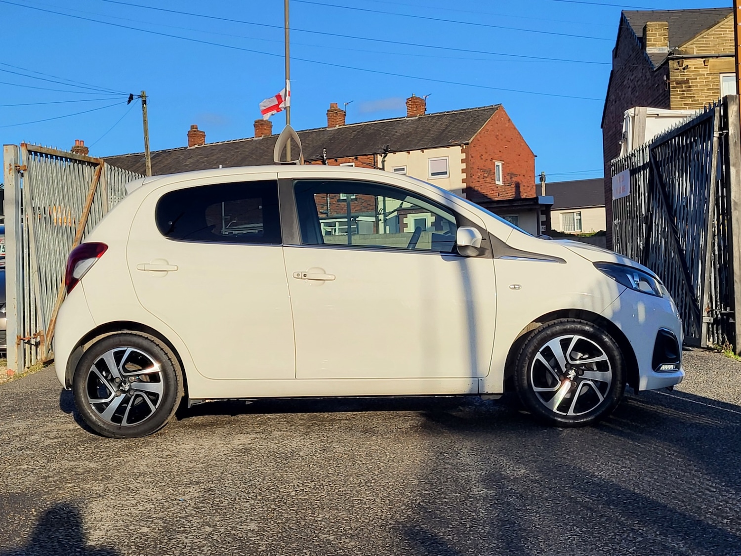 Used Peugeot 108 2017 for sale - 76791653: Photo 15