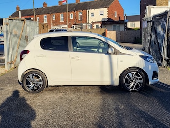 Used Peugeot 108 2017 for sale - 76791653: Photo