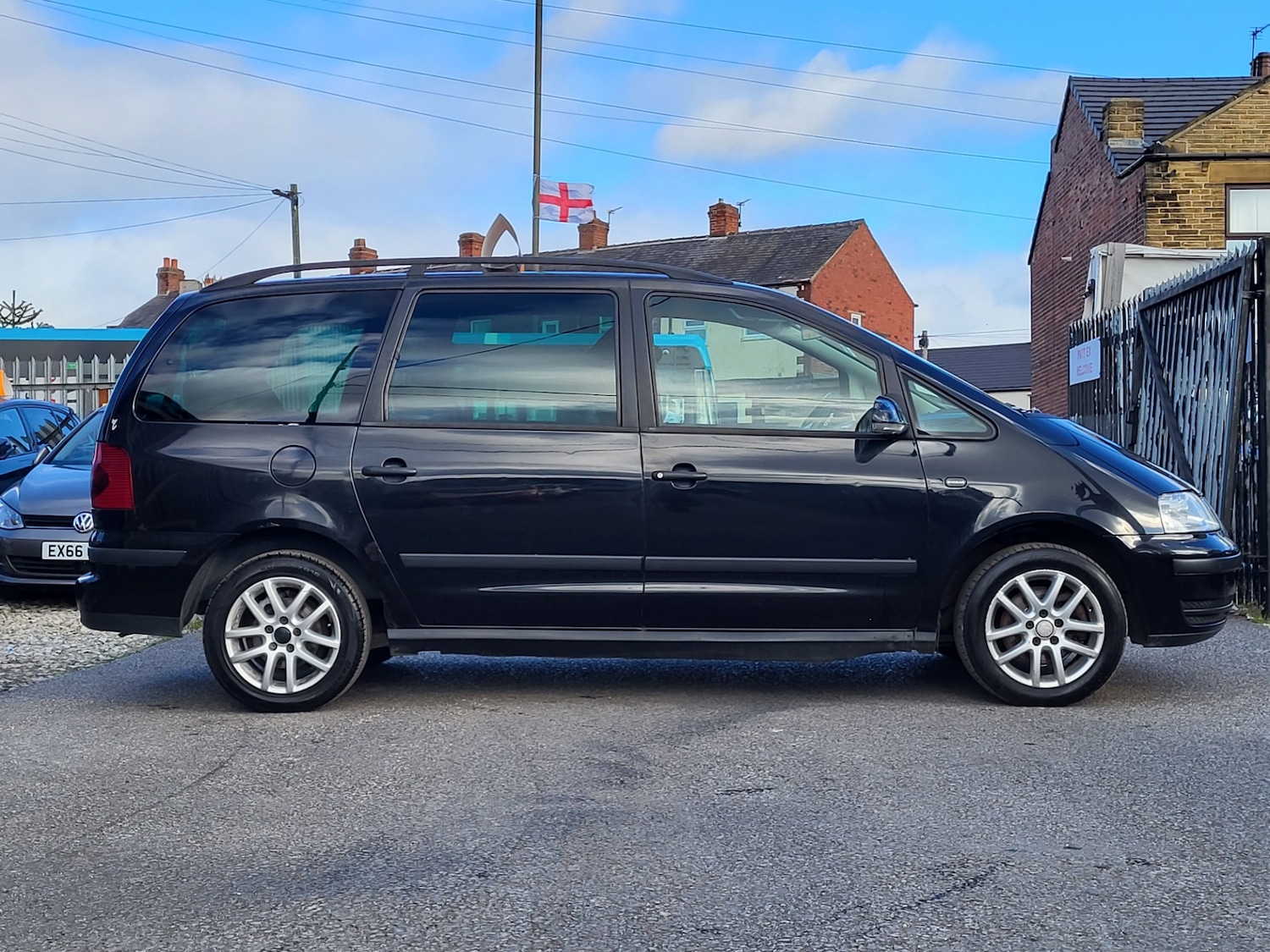 Used Volkswagen Sharan 2009 for sale - 76363998: Photo 14