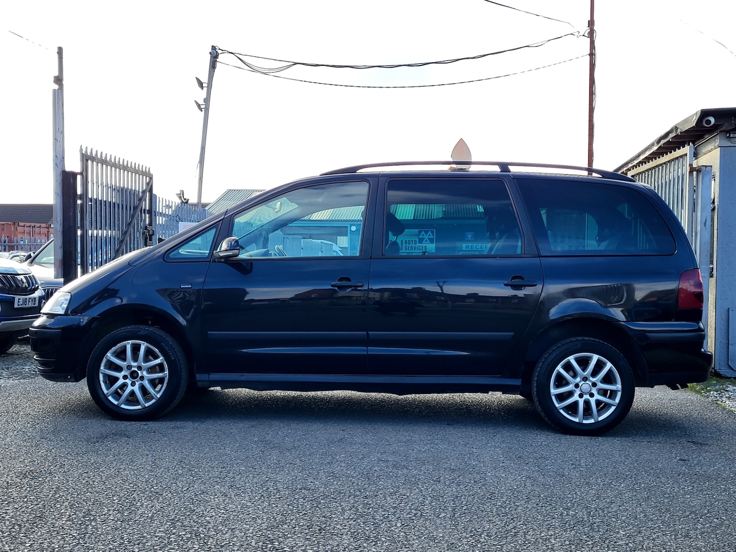 Used Volkswagen Sharan 2009 for sale - 76363998: Photo 15