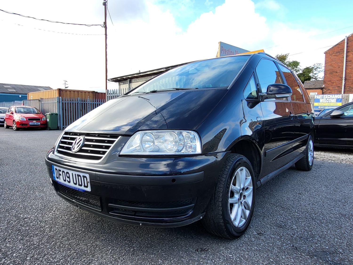 Used Volkswagen Sharan 2009 for sale - 76363998: Photo 21