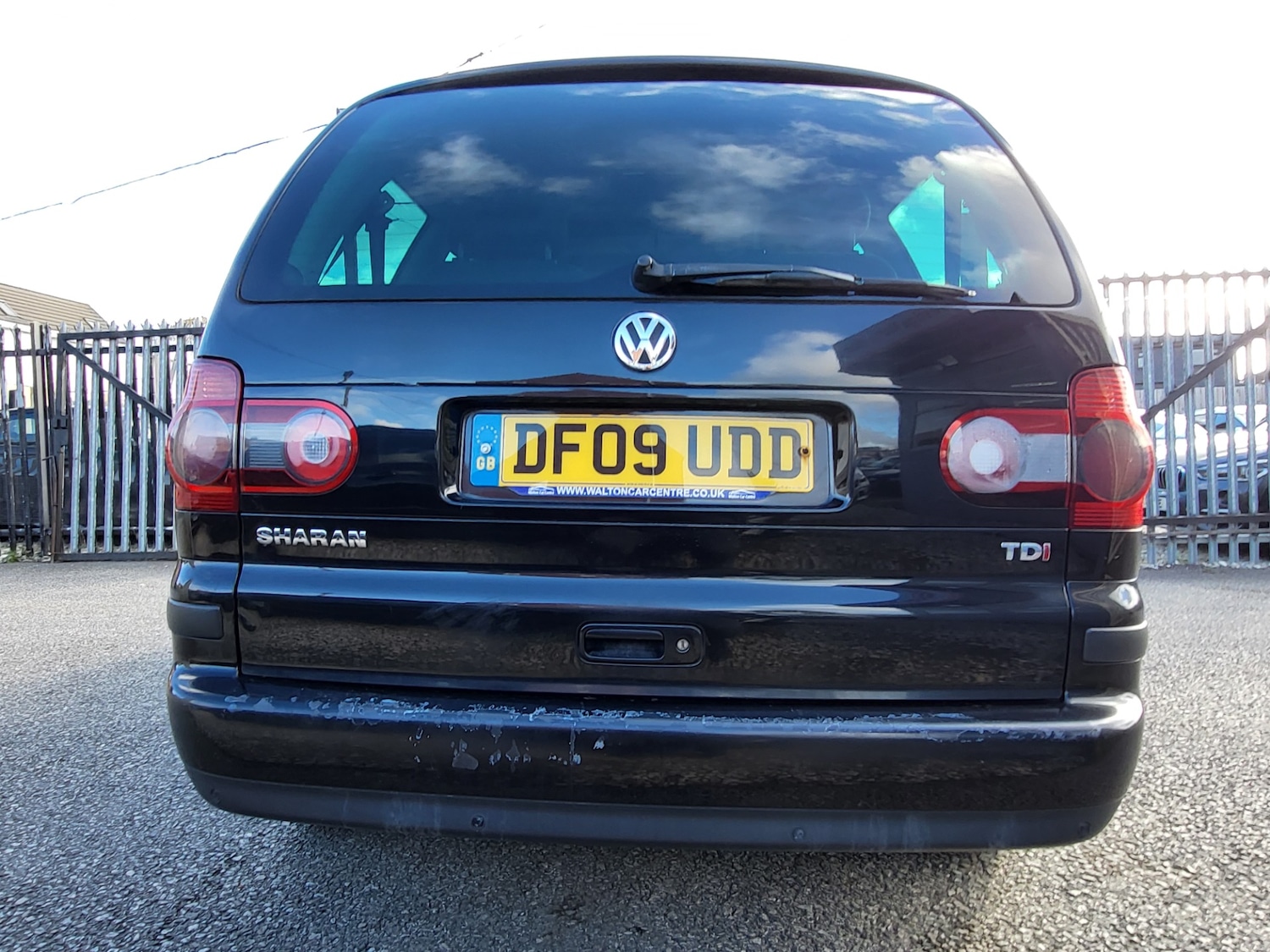Used Volkswagen Sharan 2009 for sale - 76363998: Photo 22