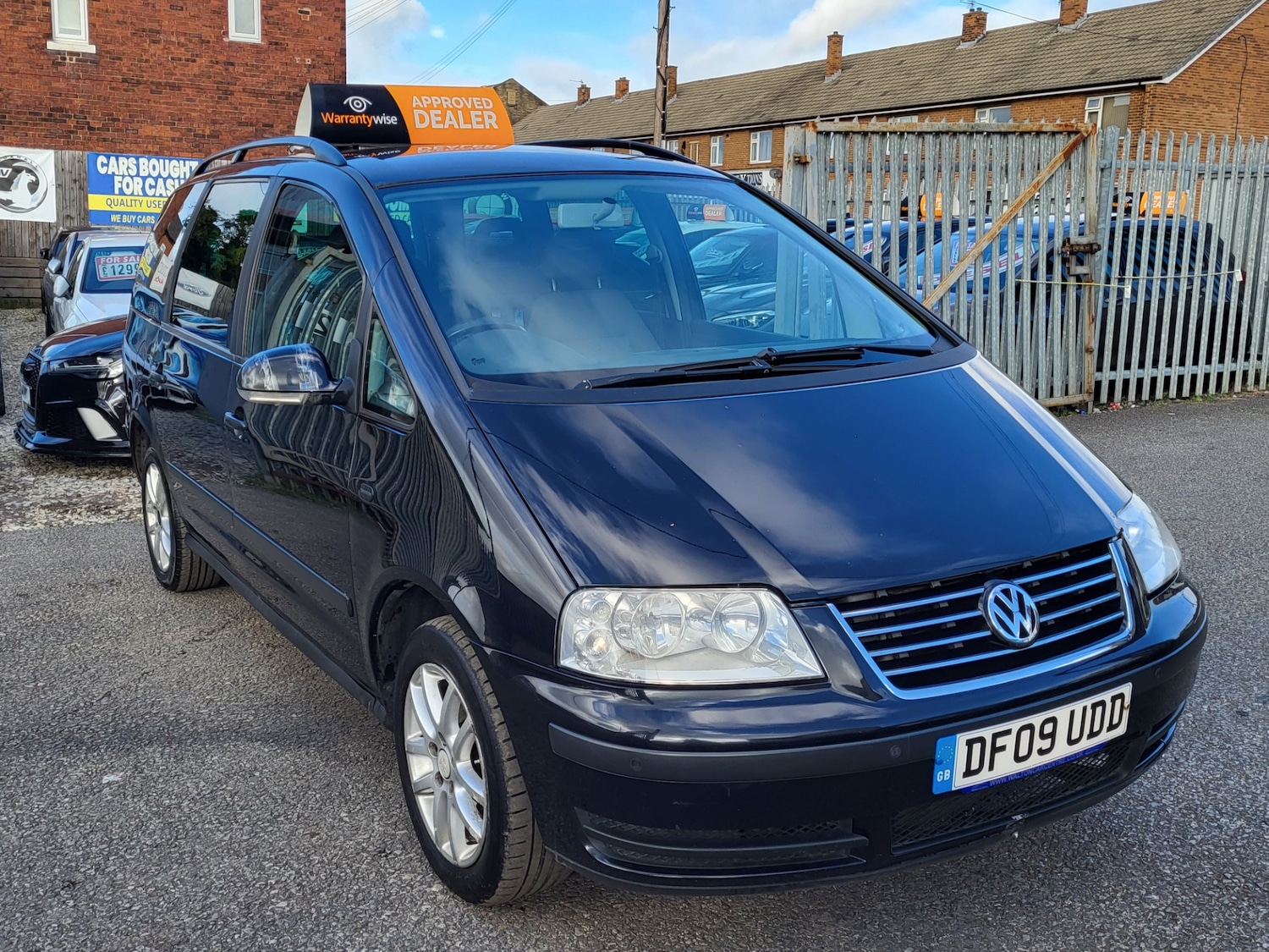Used Volkswagen Sharan 2009 for sale - 76363998: Photo 23