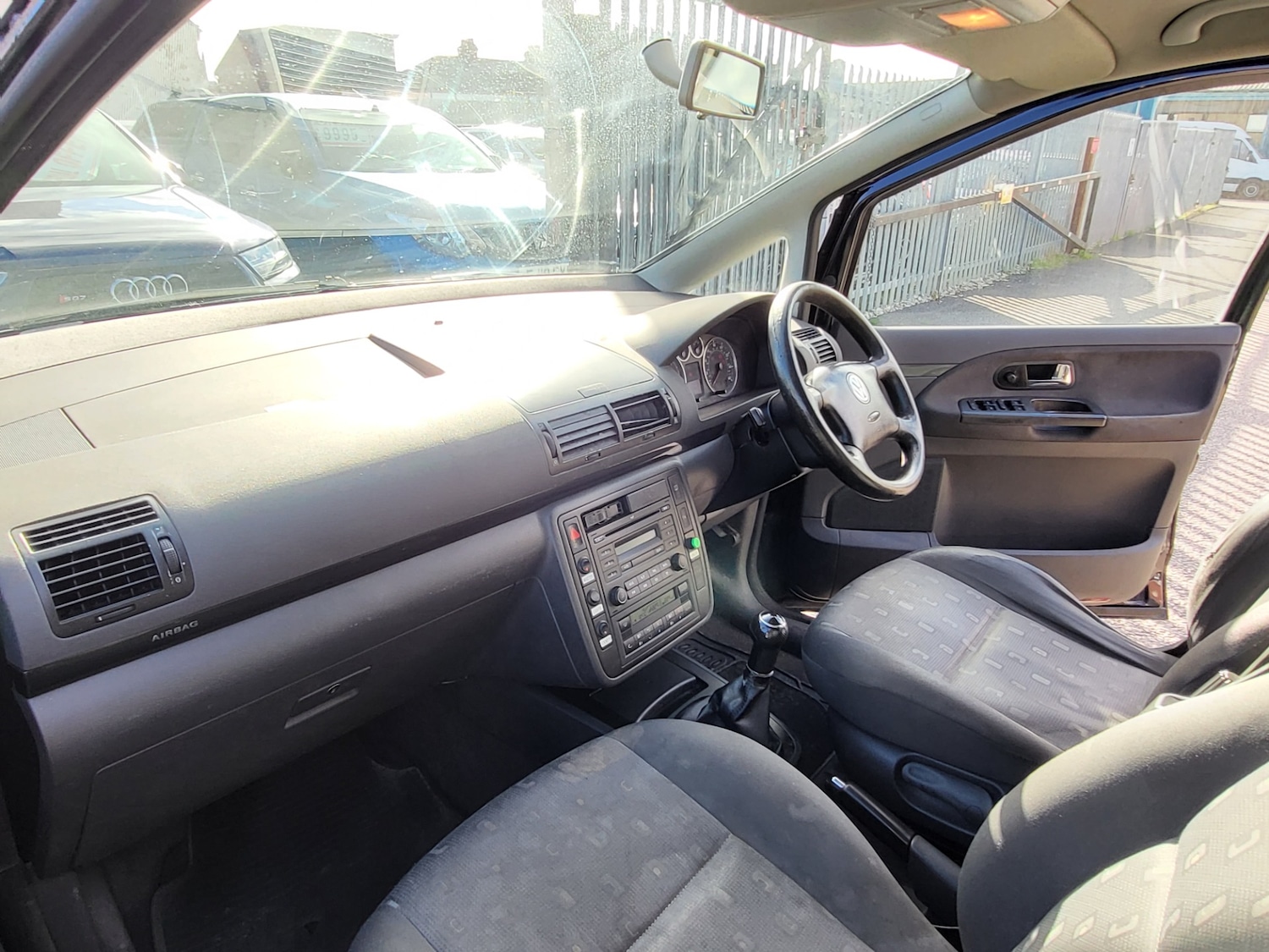 Used Volkswagen Sharan 2009 for sale - 76363998: Photo 6