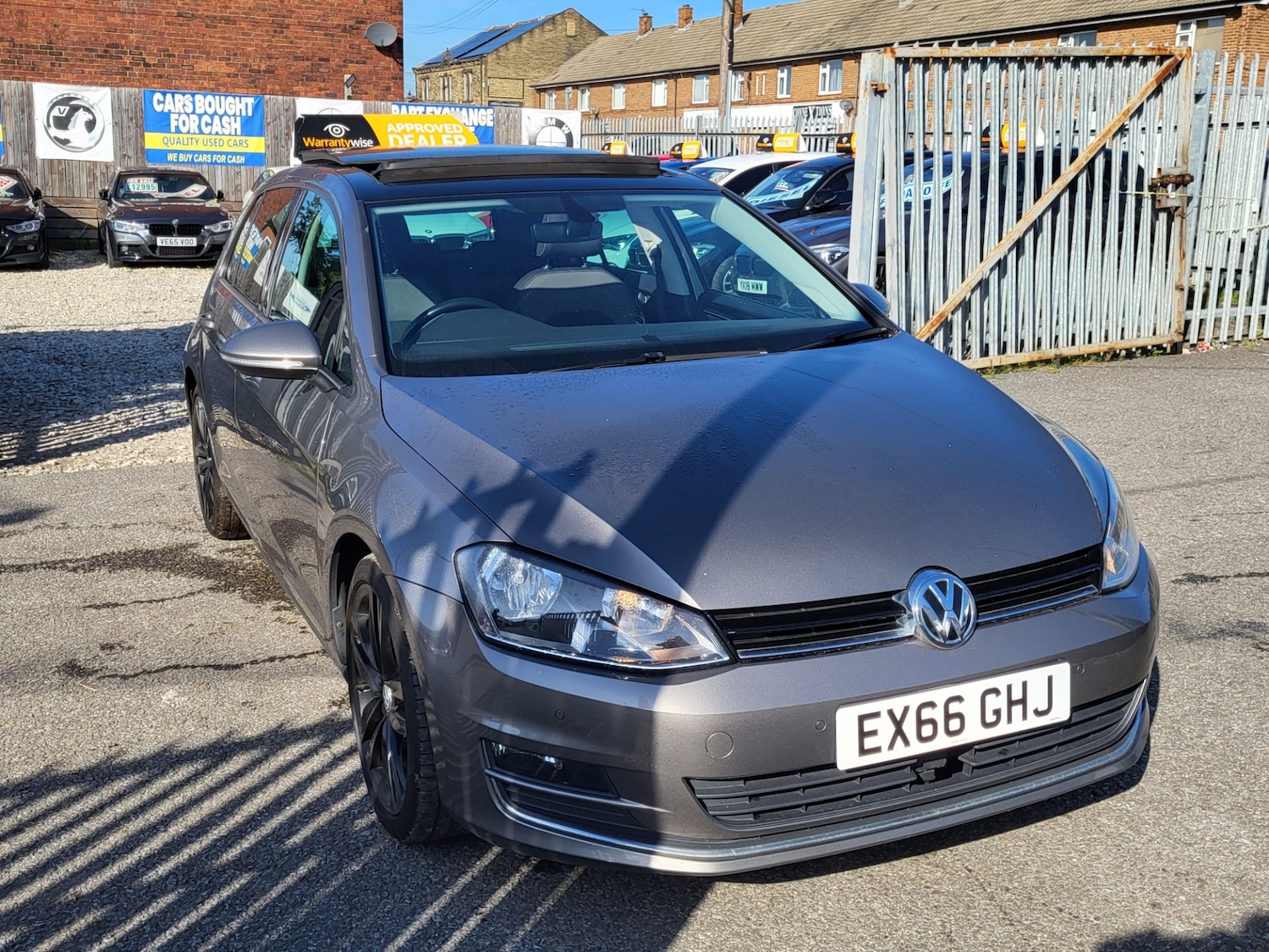 Used Volkswagen Golf 2016 for sale - 76263036: Photo 27