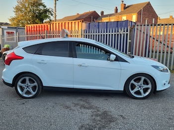 Used Ford Focus 2013 for sale - 76263363: Photo 4