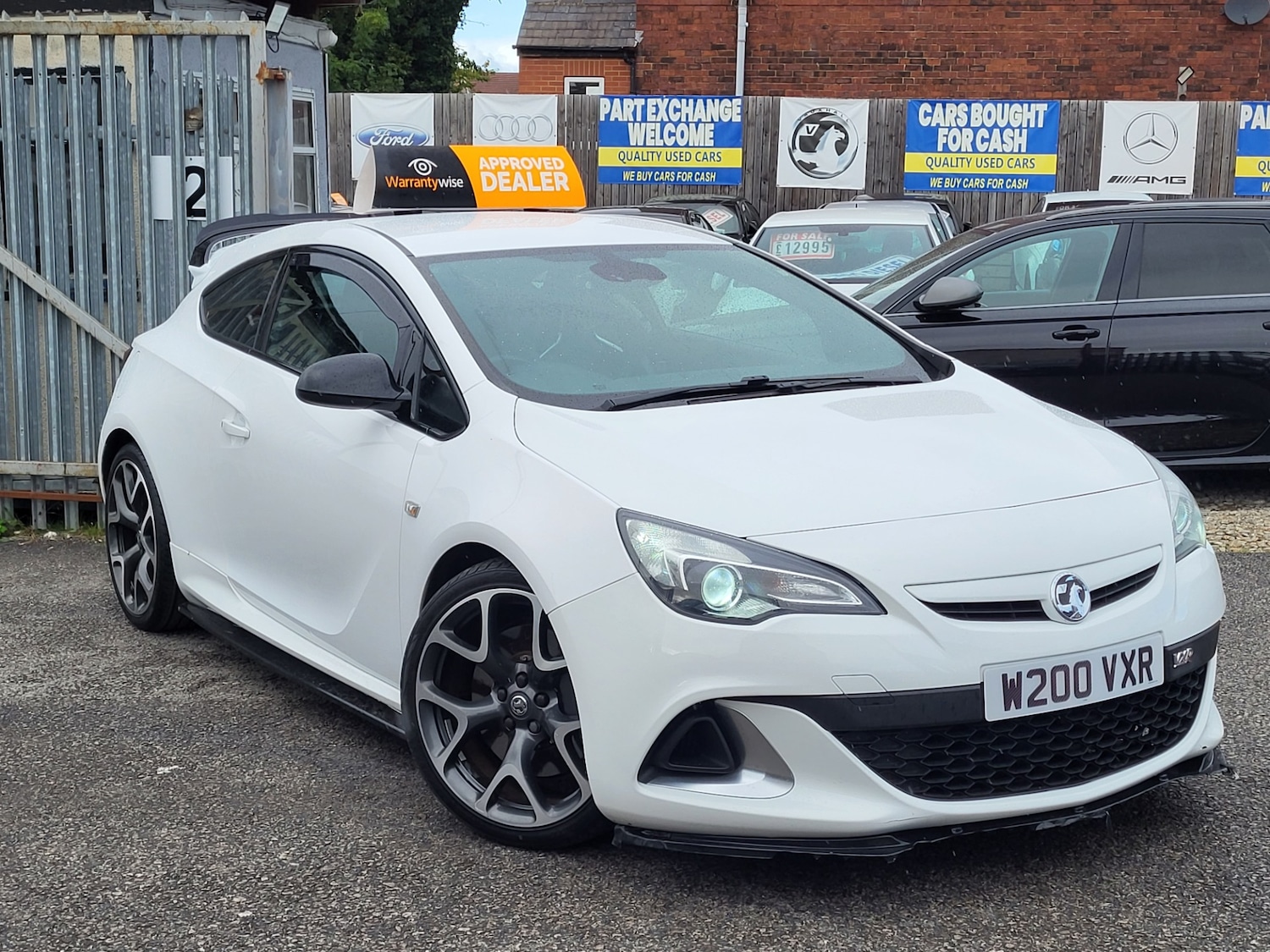 Used Vauxhall Astra GTC 2015 for sale - 76340479: Photo 1