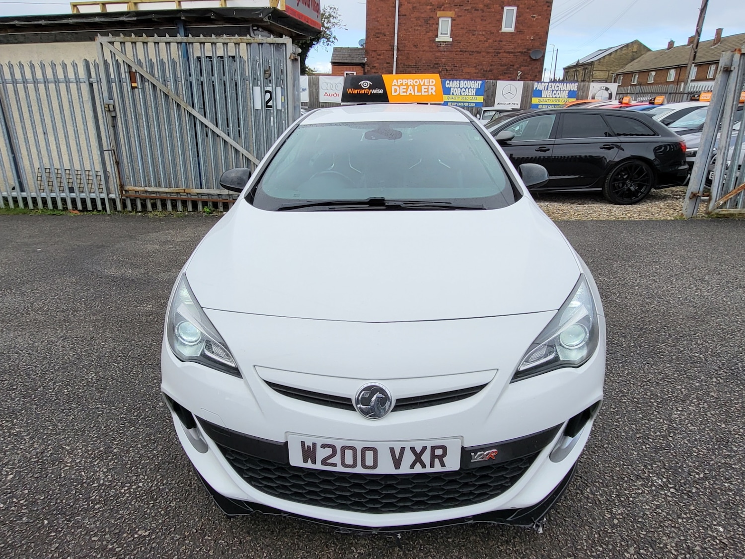 Used Vauxhall Astra GTC 2015 for sale - 76340479: Photo 2