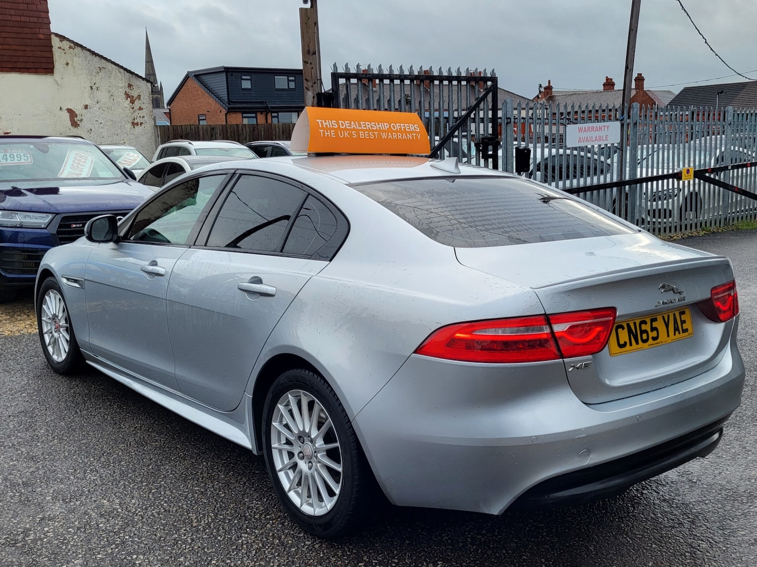 Used Jaguar XE 2015 for sale - 76541756: Photo 10