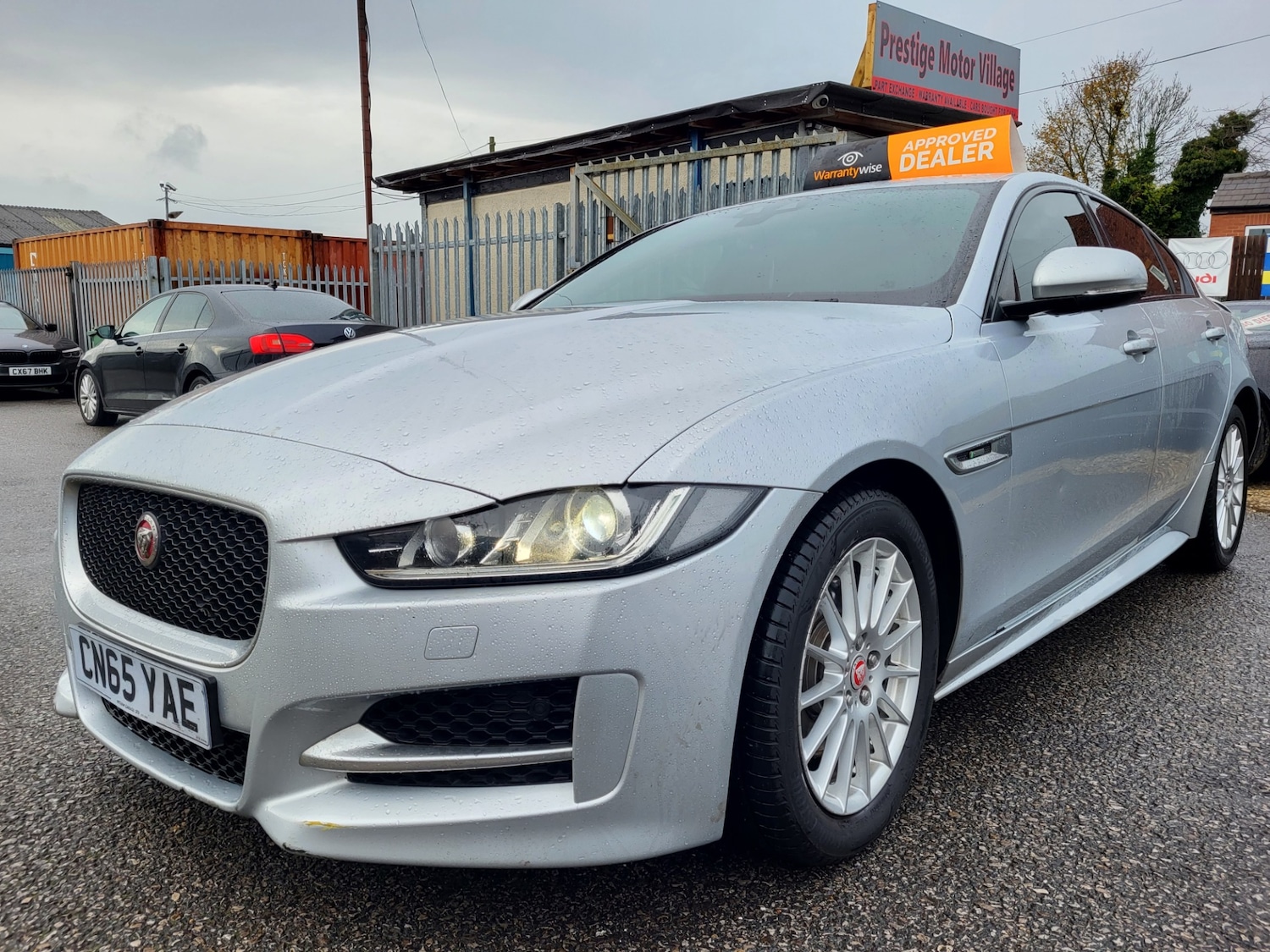 Used Jaguar XE 2015 for sale - 76541756: Photo 25