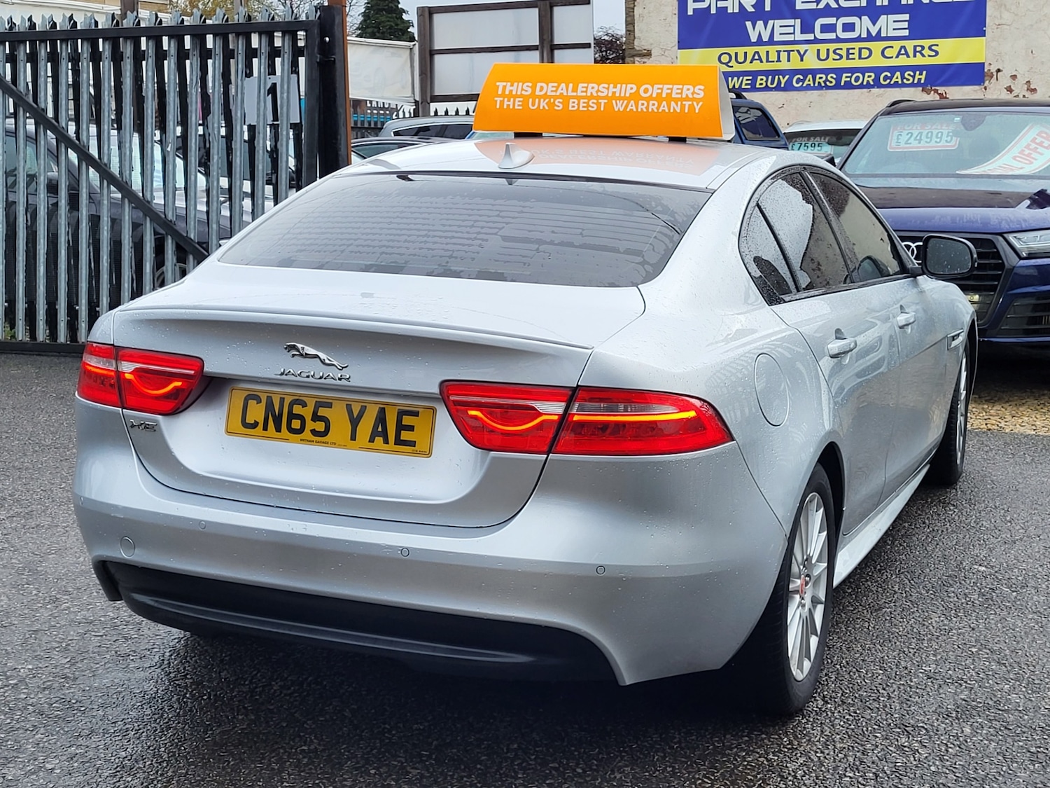 Used Jaguar XE 2015 for sale - 76541756: Photo 9