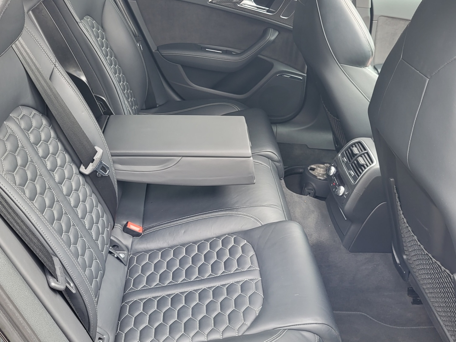 Used Audi RS6 2016 for sale - 76255290: Photo 27