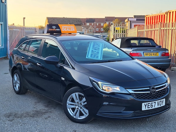 Used Vauxhall Astra 2017 for sale - 76263335: Photo 1