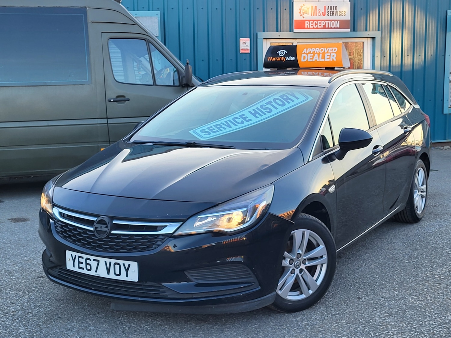 Used Vauxhall Astra 2017 for sale - 76263335: Photo 3