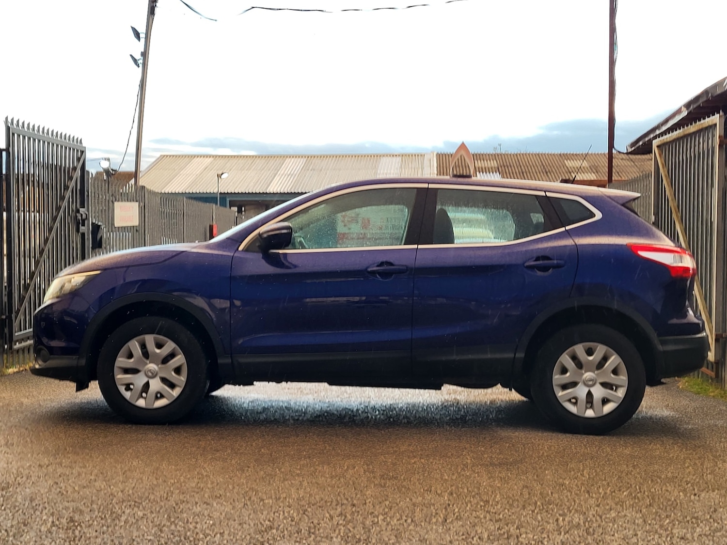 Used Nissan Qashqai 2014 for sale - 76859568: Photo 16