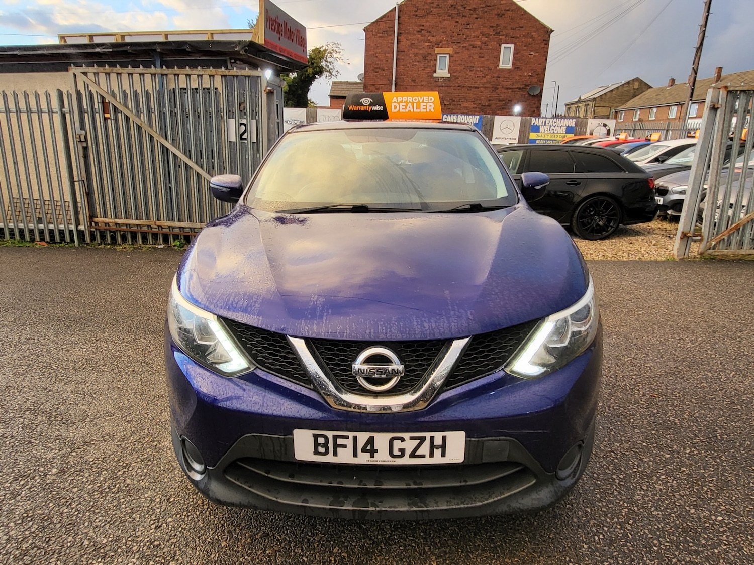 Used Nissan Qashqai 2014 for sale - 76859568: Photo 2