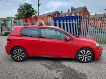 Used Volkswagen Golf 2009 for sale - 76263369: Photo