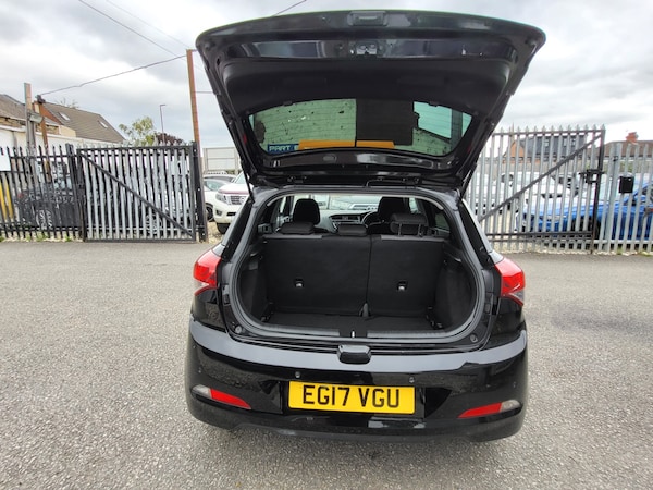 Used Hyundai i20 2017 for sale - 76234457: Photo 10