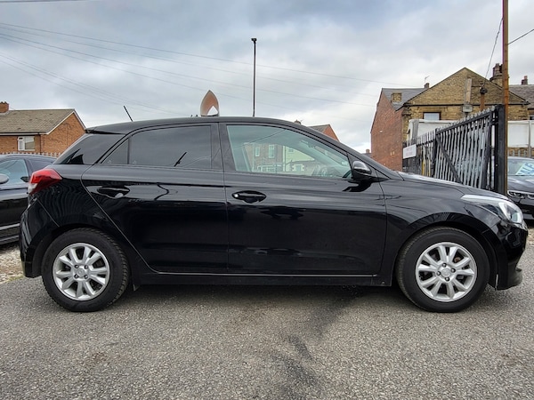 Used Hyundai i20 2017 for sale - 76234457: Photo 15