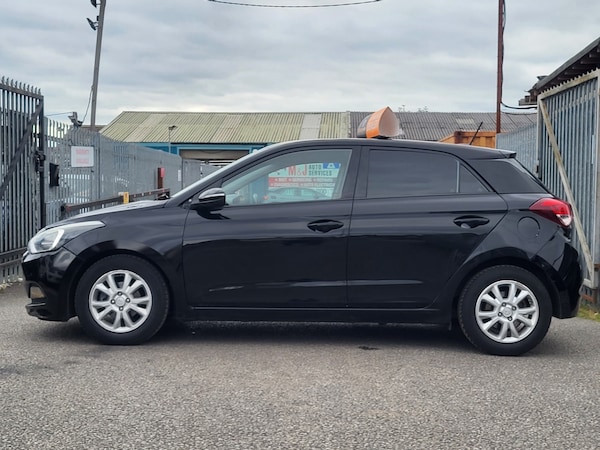 Used Hyundai i20 2017 for sale - 76234457: Photo 16