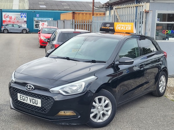 Used Hyundai i20 2017 for sale - 76234457: Photo 3