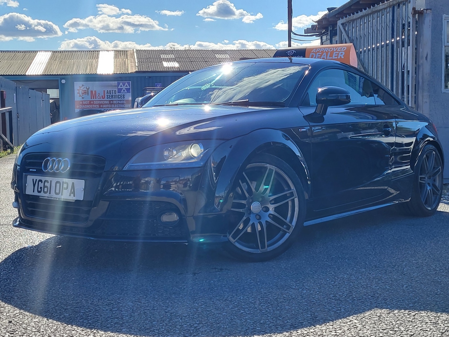 Used Audi TT 2011 for sale - 76234232: Photo 15