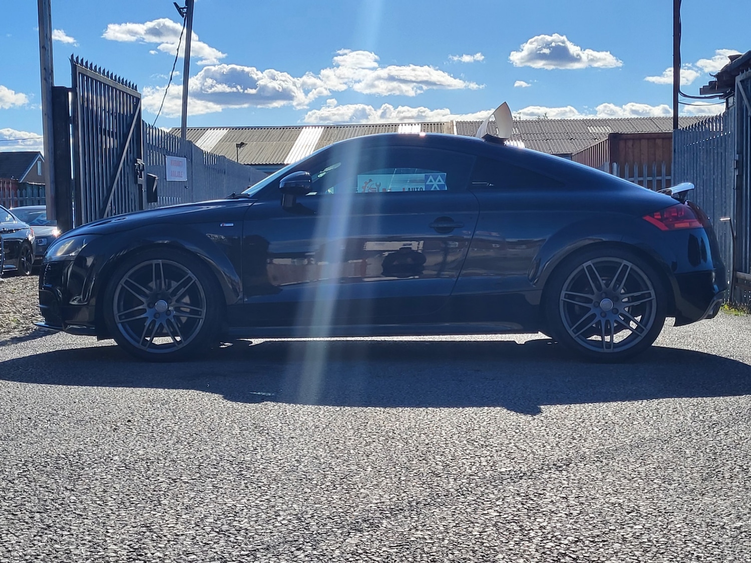 Used Audi TT 2011 for sale - 76234232: Photo 17