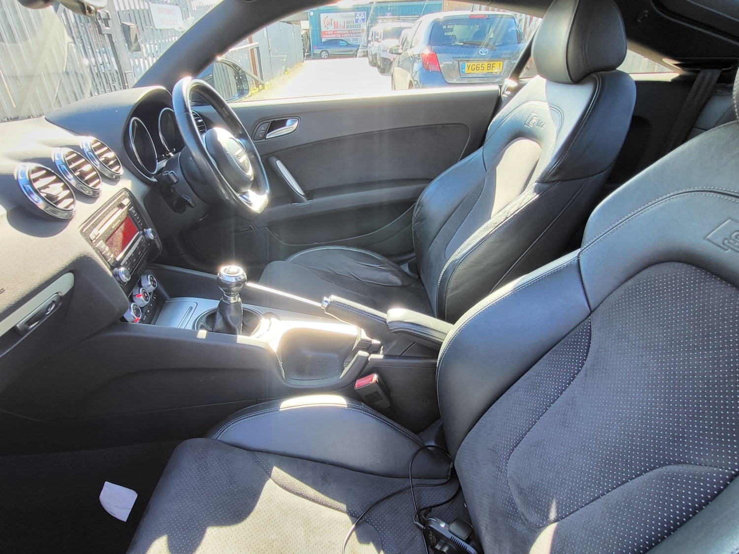 Used Audi TT 2011 for sale - 76234232: Photo 19