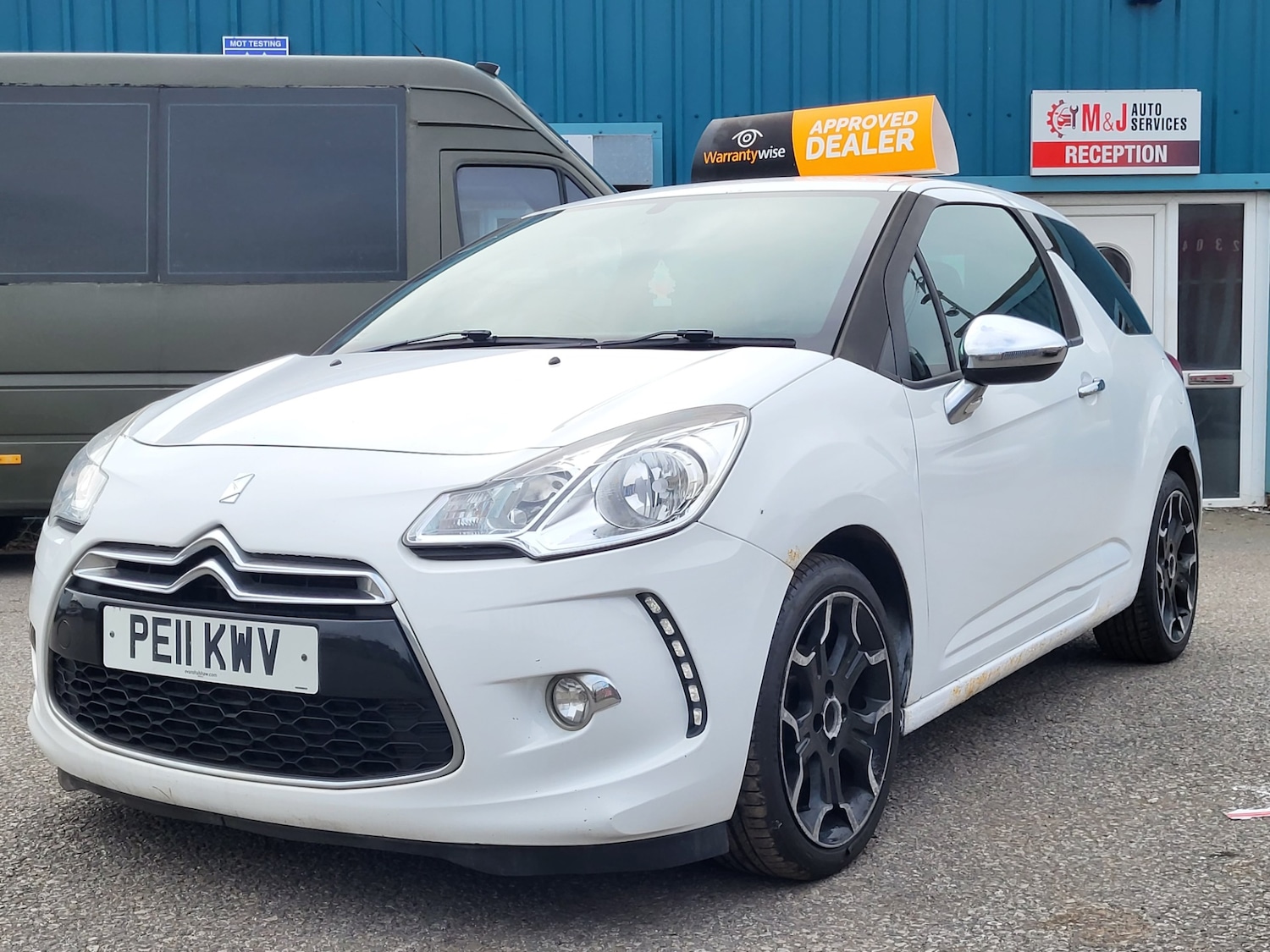 Used Citroen DS3 2011 for sale - 76263381: Photo 22